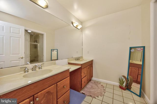 114 MEMORY LN, Telford, PA 18969