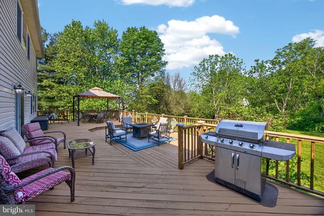114 MEMORY LN, Telford, PA 18969