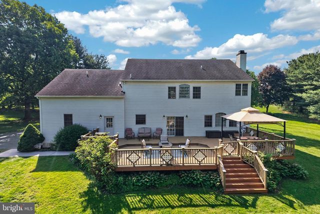 114 MEMORY LN, Telford, PA 18969