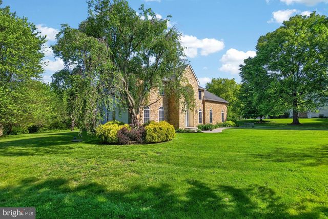 114 MEMORY LN, Telford, PA 18969