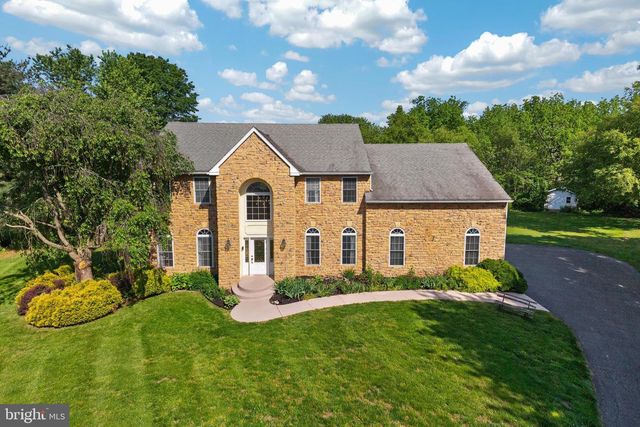 114 MEMORY LN, Telford, PA 18969