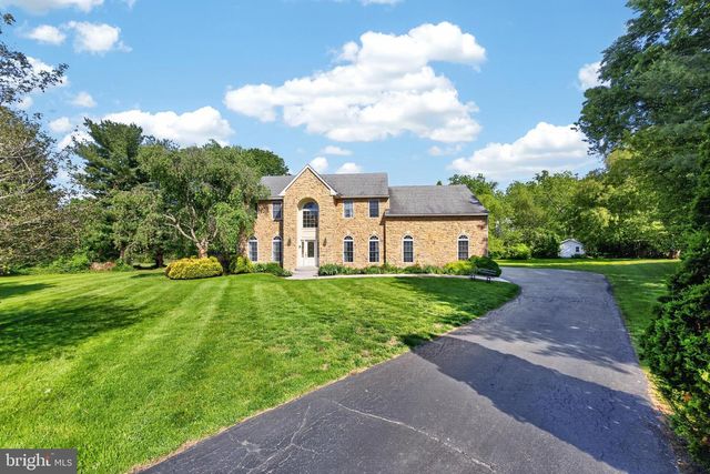 114 MEMORY LN, Telford, PA 18969