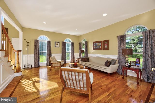 114 MEMORY LN, Telford, PA 18969