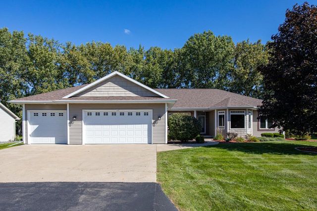140 THACKERY DRIVE, Oshkosh, WI 54904
