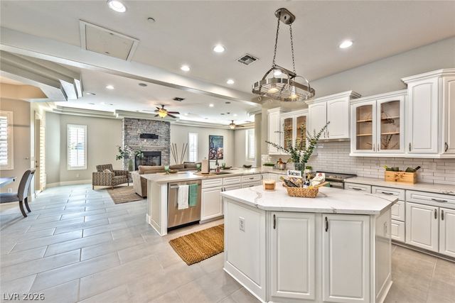 6465 Sugar Knoll Court, Las Vegas, NV 89110