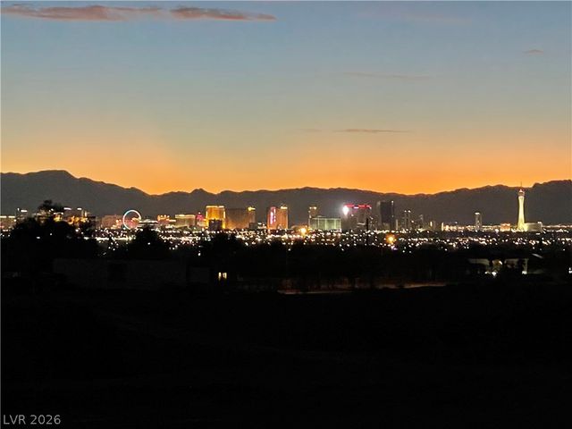 6465 Sugar Knoll Court, Las Vegas, NV 89110