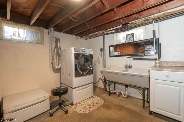 608 Nassau St, North Brunswick Twp., NJ 08902