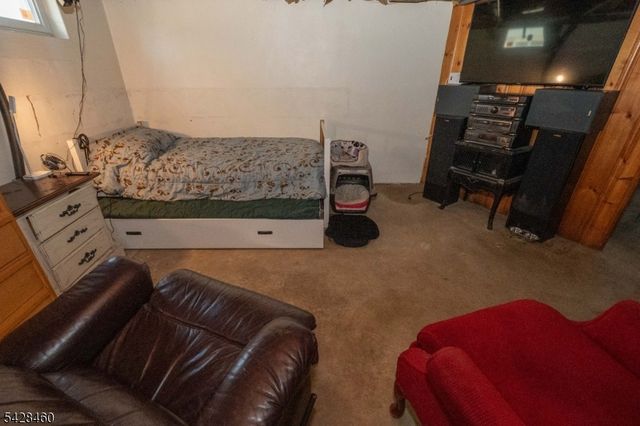 608 Nassau St, North Brunswick Twp., NJ 08902