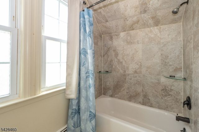 608 Nassau St, North Brunswick Twp., NJ 08902