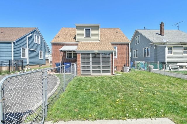 608 Nassau St, North Brunswick Twp., NJ 08902