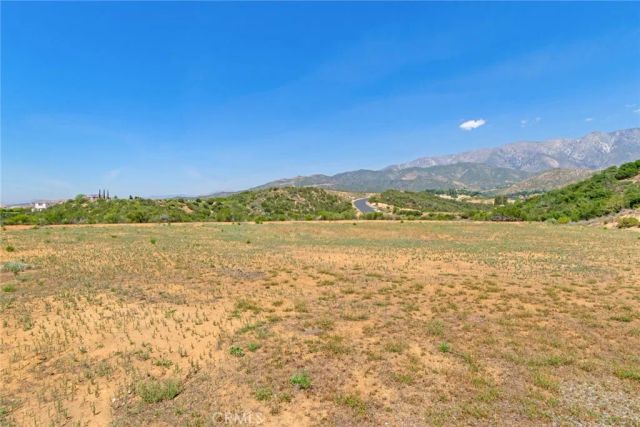 39510 Eastview, Yucaipa, CA 92399