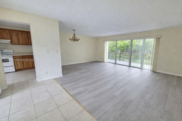 1000 NE 14th Ave 210, Hallandale Beach, FL 33009