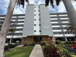 1000 NE 14th Ave 210, Hallandale Beach, FL 33009