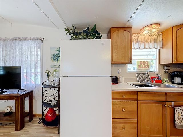 7490 46TH AVENUE N 109, St Petersburg, FL 33709