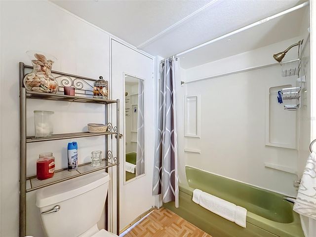7490 46TH AVENUE N 109, St Petersburg, FL 33709