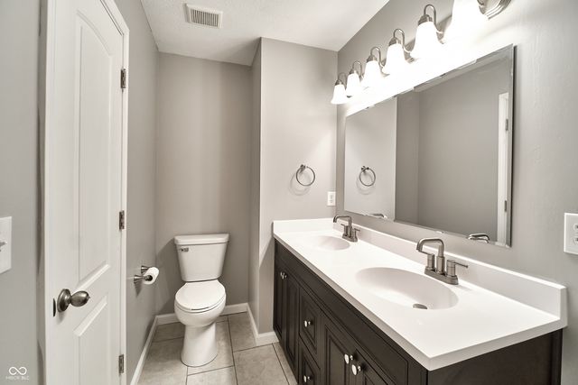 11193 Boston Way, Fishers, IN 46038