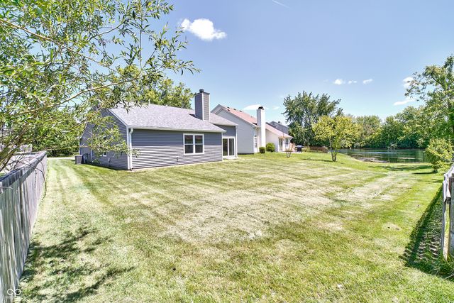 11193 Boston Way, Fishers, IN 46038