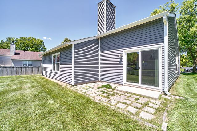 11193 Boston Way, Fishers, IN 46038