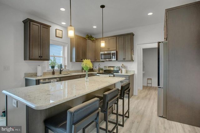 7 BRUBACKER DR, Carlisle, PA 17013