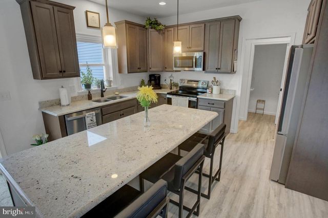 7 BRUBACKER DR, Carlisle, PA 17013