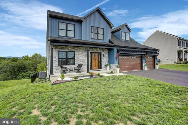 7 BRUBACKER DR, Carlisle, PA 17013