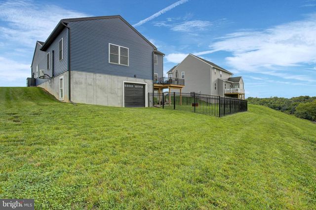 7 BRUBACKER DR, Carlisle, PA 17013
