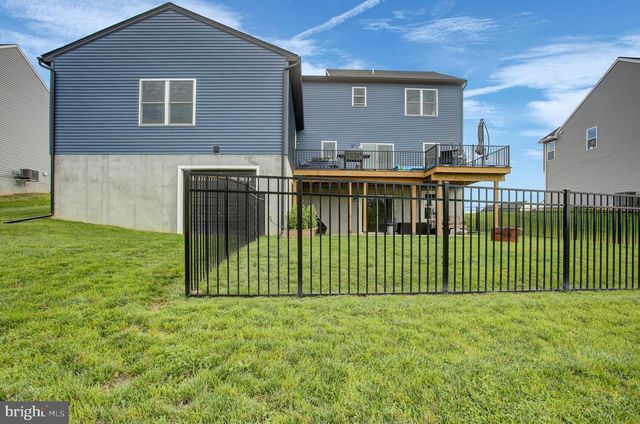 7 BRUBACKER DR, Carlisle, PA 17013