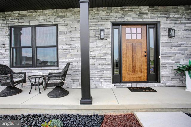7 BRUBACKER DR, Carlisle, PA 17013