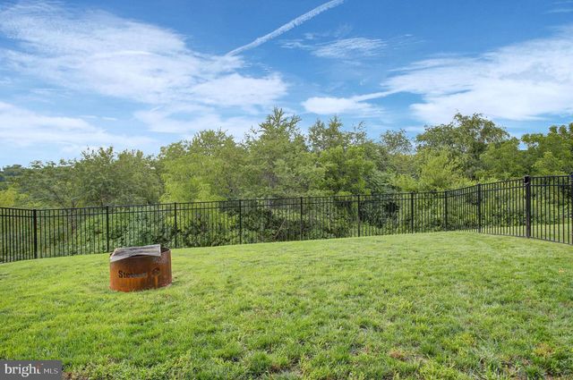 7 BRUBACKER DR, Carlisle, PA 17013