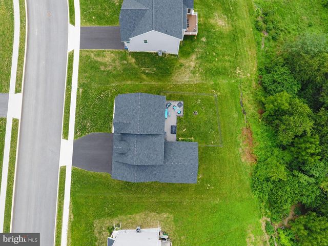 7 BRUBACKER DR, Carlisle, PA 17013