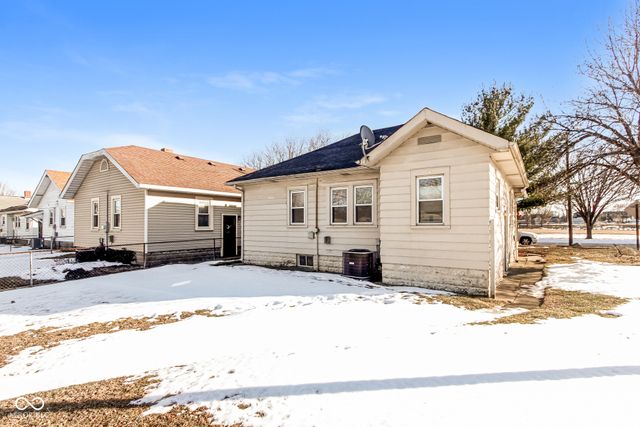 1860 W Wyoming Street, Indianapolis, IN 46221