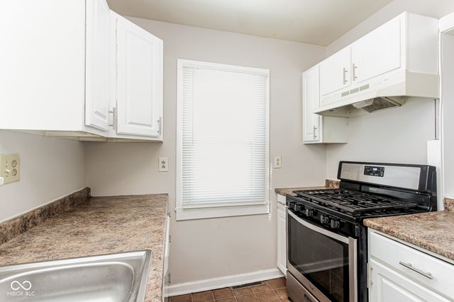 1860 W Wyoming Street, Indianapolis, IN 46221