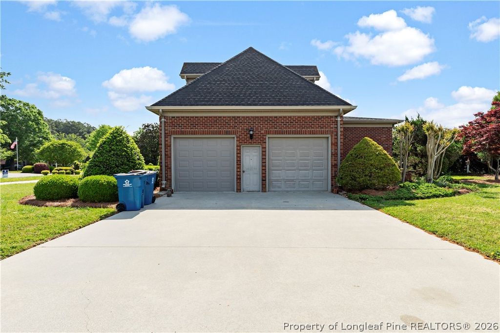 101 Kingsway Drive, Dunn, NC 28334 — photo 37