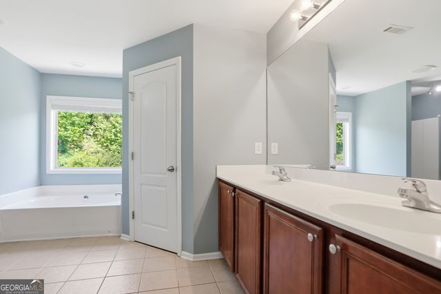 9518 Rushmore Circle, Braselton, GA 30517