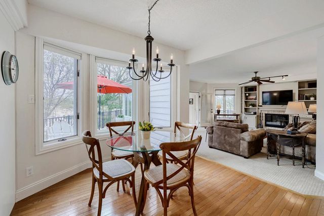 1085 Oak Circle, Medina, MN 55391