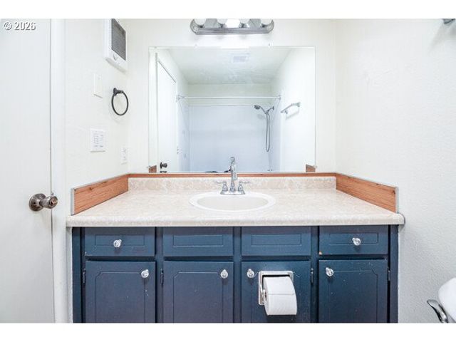 556 CINDERELLA Loop, Eugene, OR 97404