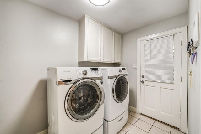 5322 Rutherglenn Drive, Houston, TX 77096