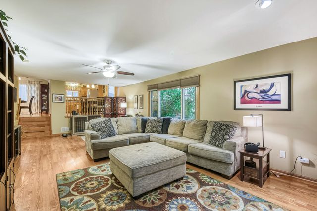1244 Newbridge Avenue, Lockport, IL 60441