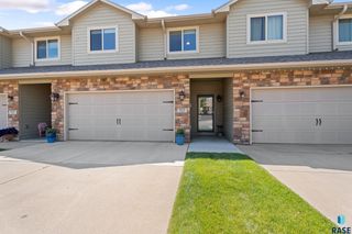9232 W Norma Trl Unit 2, Sioux Falls, SD 57106