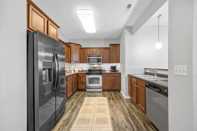 1092 Walnut Ave 117, Riverside, IA 52327