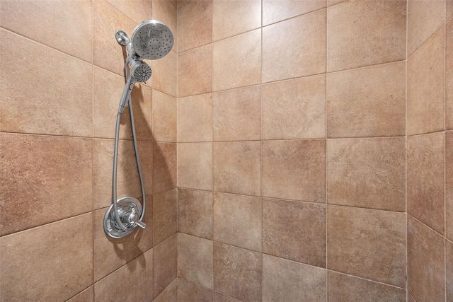 1092 Walnut Ave 117, Riverside, IA 52327