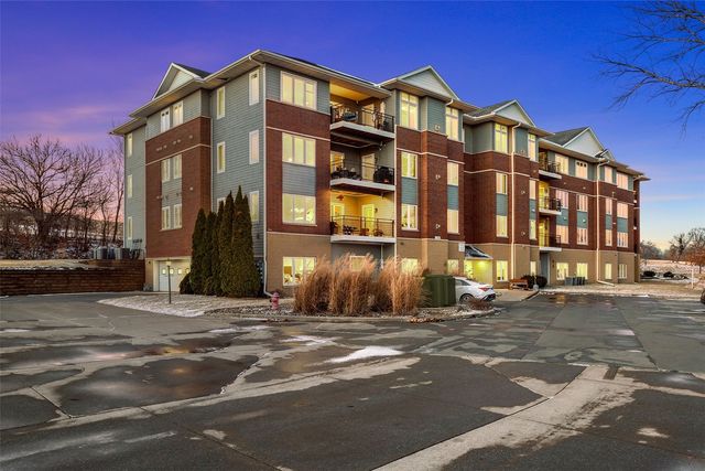 1092 Walnut Ave 117, Riverside, IA 52327