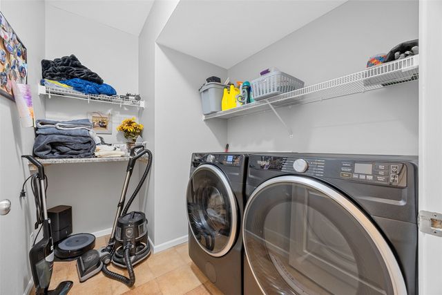 1092 Walnut Ave 117, Riverside, IA 52327