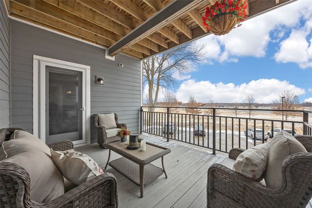 1092 Walnut Ave 117, Riverside, IA 52327