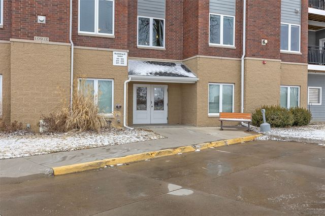 1092 Walnut Ave 117, Riverside, IA 52327