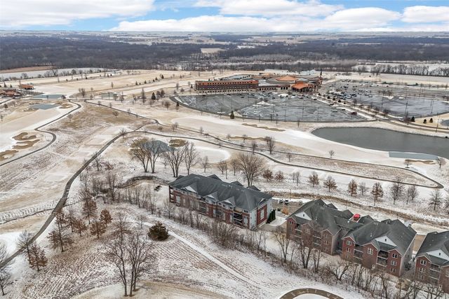 1092 Walnut Ave 117, Riverside, IA 52327