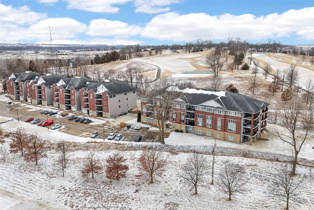 1092 Walnut Ave 117, Riverside, IA 52327