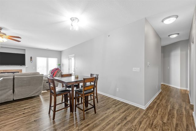 1092 Walnut Ave 117, Riverside, IA 52327