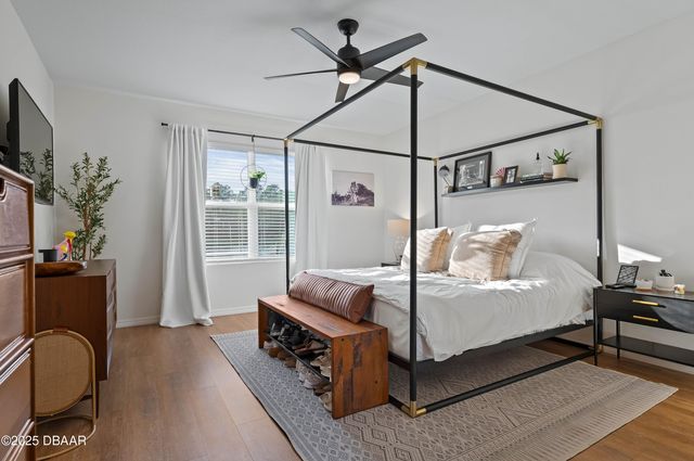 214 Caryota Court, New Smyrna Beach, FL 32168