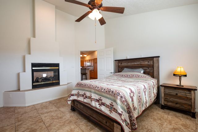 6 Serrania Drive, Edgewood, NM 87015